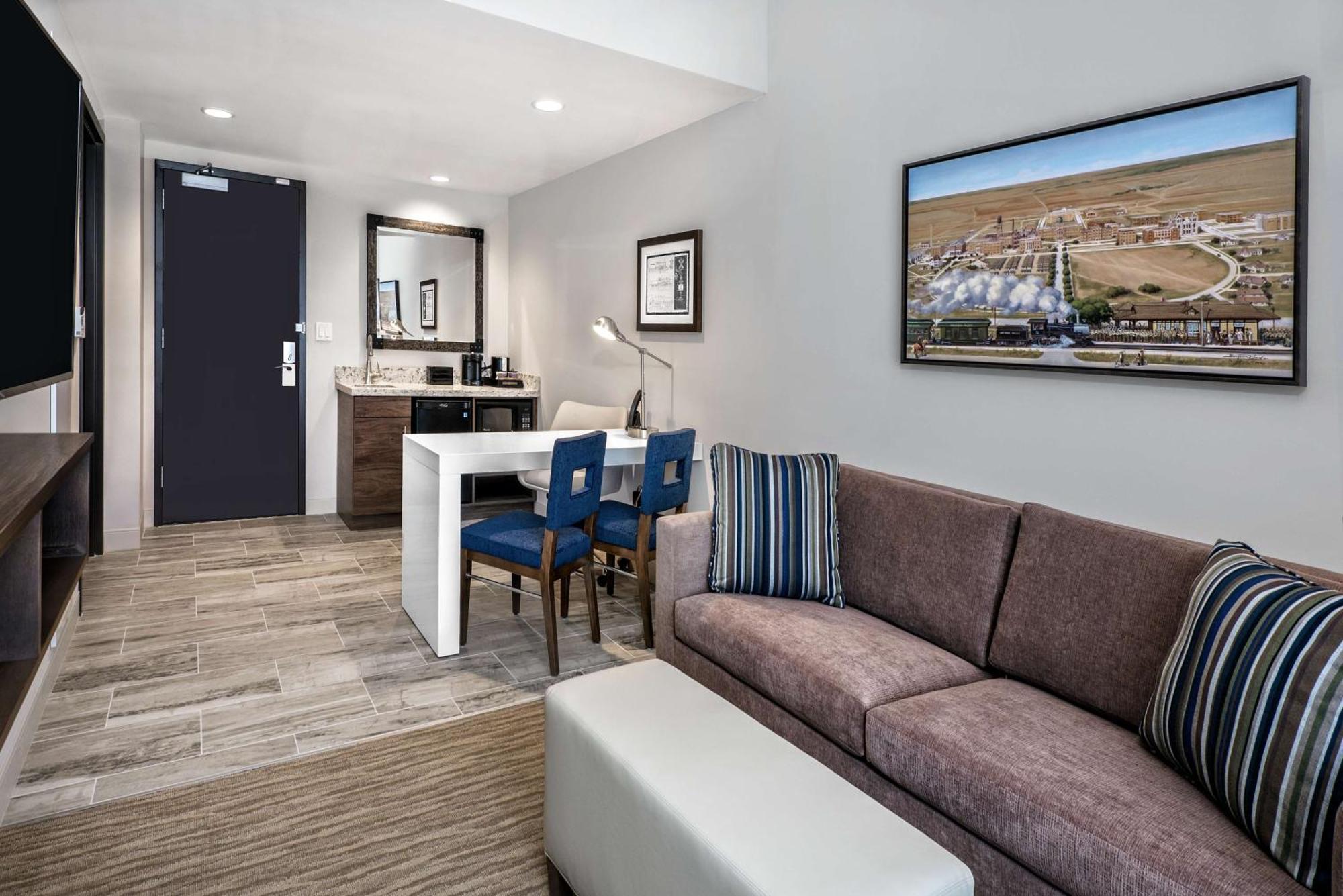 Embassy Suites By Hilton College Station Ngoại thất bức ảnh