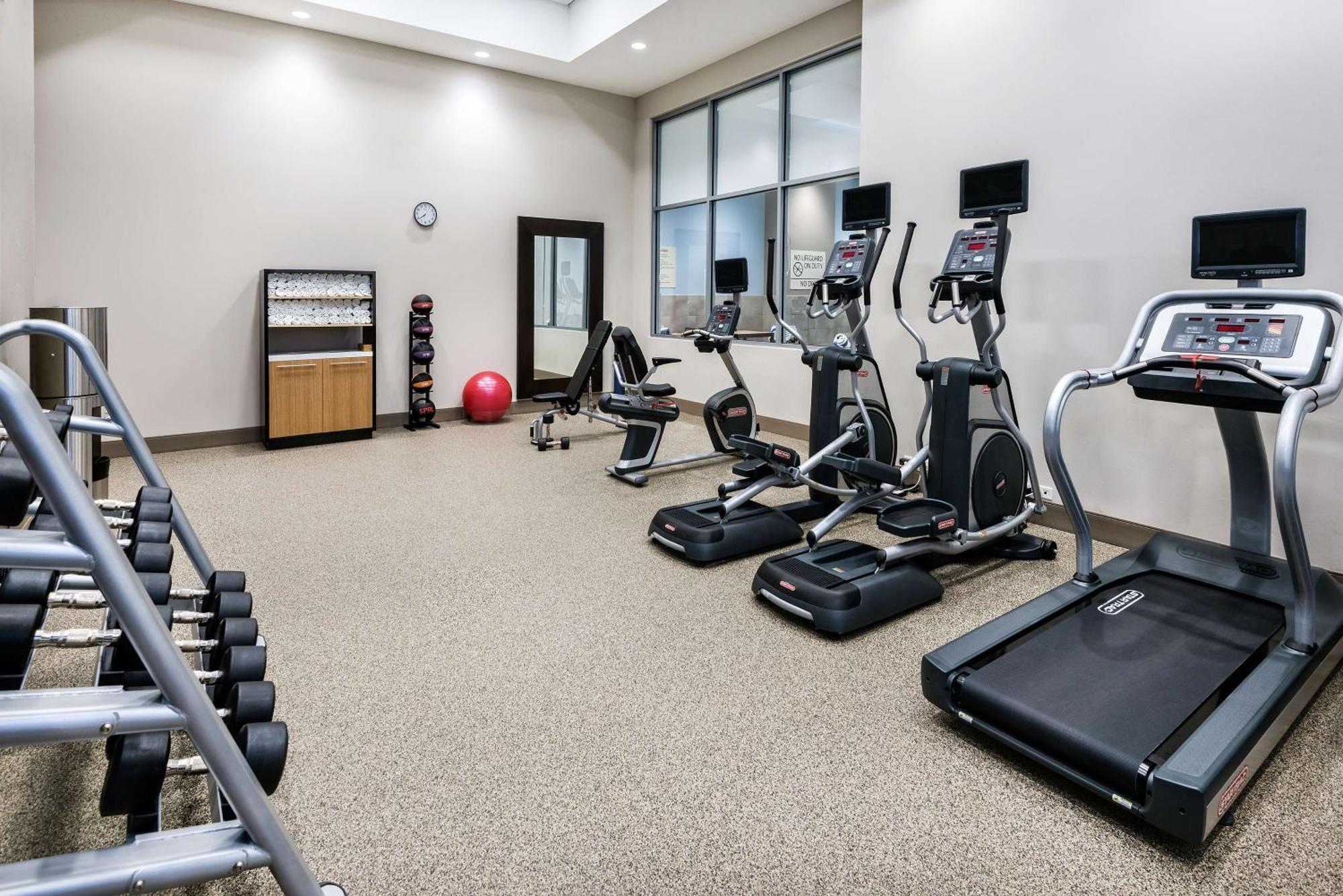 Embassy Suites By Hilton College Station Ngoại thất bức ảnh